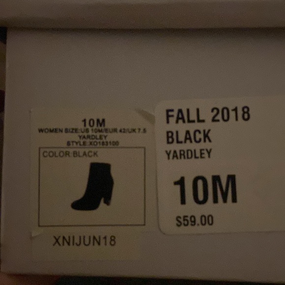 XOXO black faux suede silver glitter on heels size 10 NIB - Picture 8 of 9